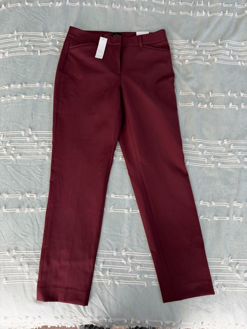 White House Black Market Slim Ankle Pants in Deep Garnet size 6L NWT
